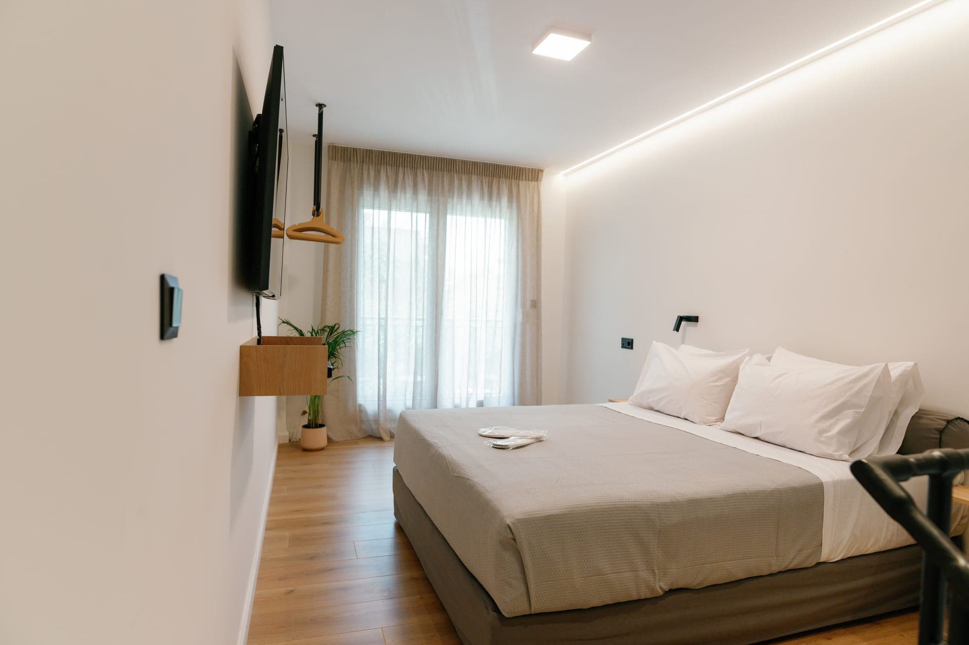 room-types-DOORS31-2B2B-0.jpg