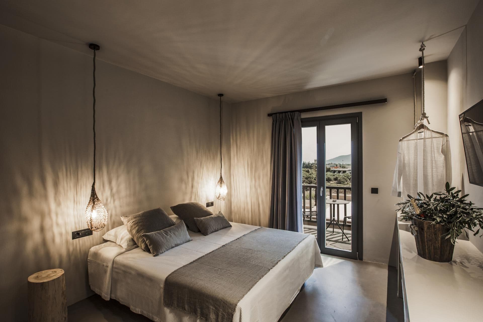 room-types-DORYSSABH-DELX-0.jpg
