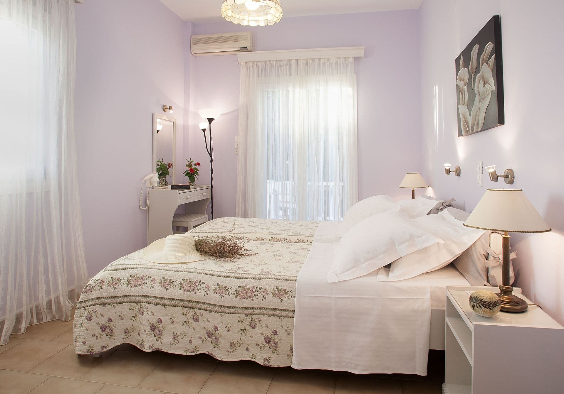 room-types-DOUKISSA-SUPTR-0.jpg