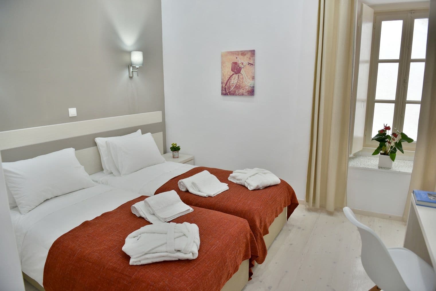 room-types-DOUSKOSPH-STD-0.jpg