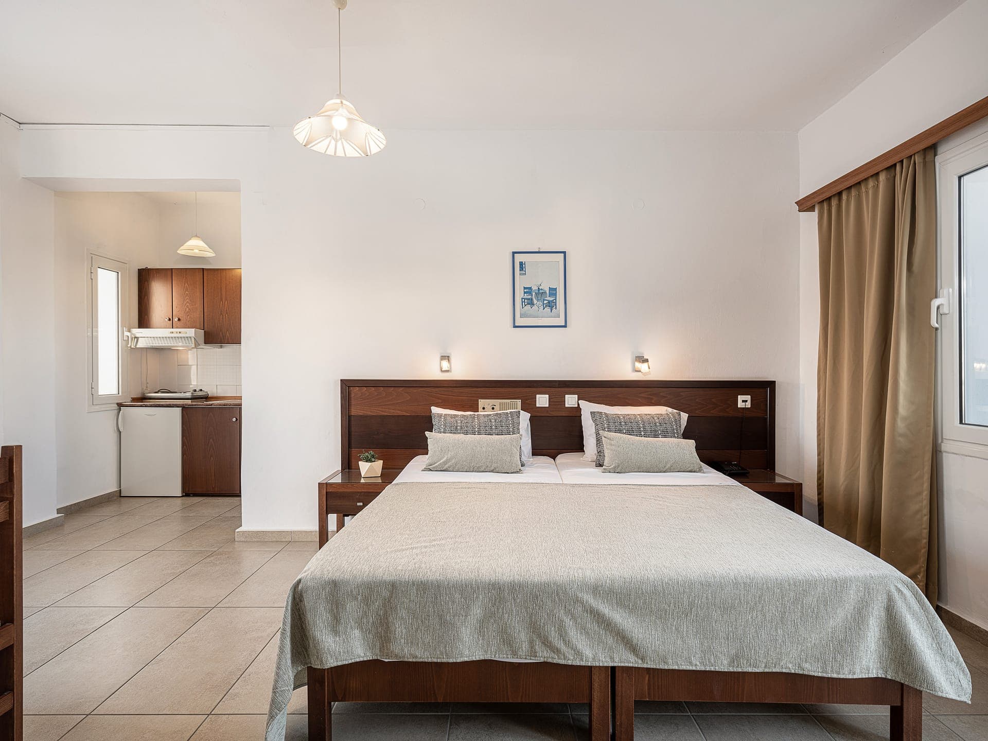 room-types-DREAMLAND-STD2-0.jpg
