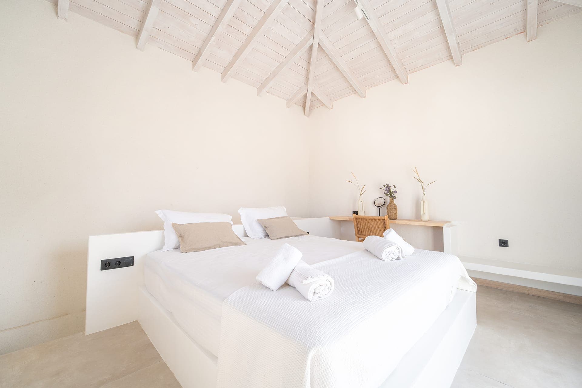 room-types-DRIOSUITES-MSNT-0.jpg