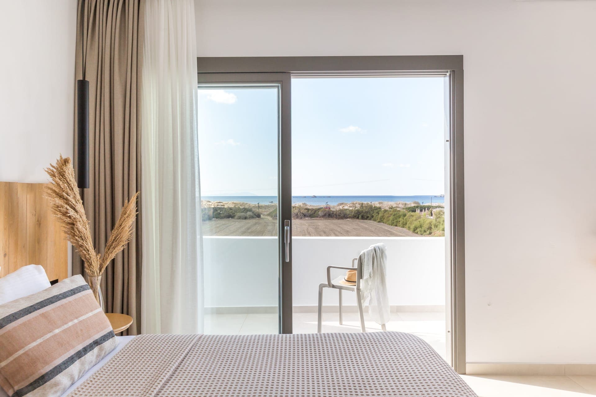 room-types-DUNESHOTEL-2BDRV-0.jpg