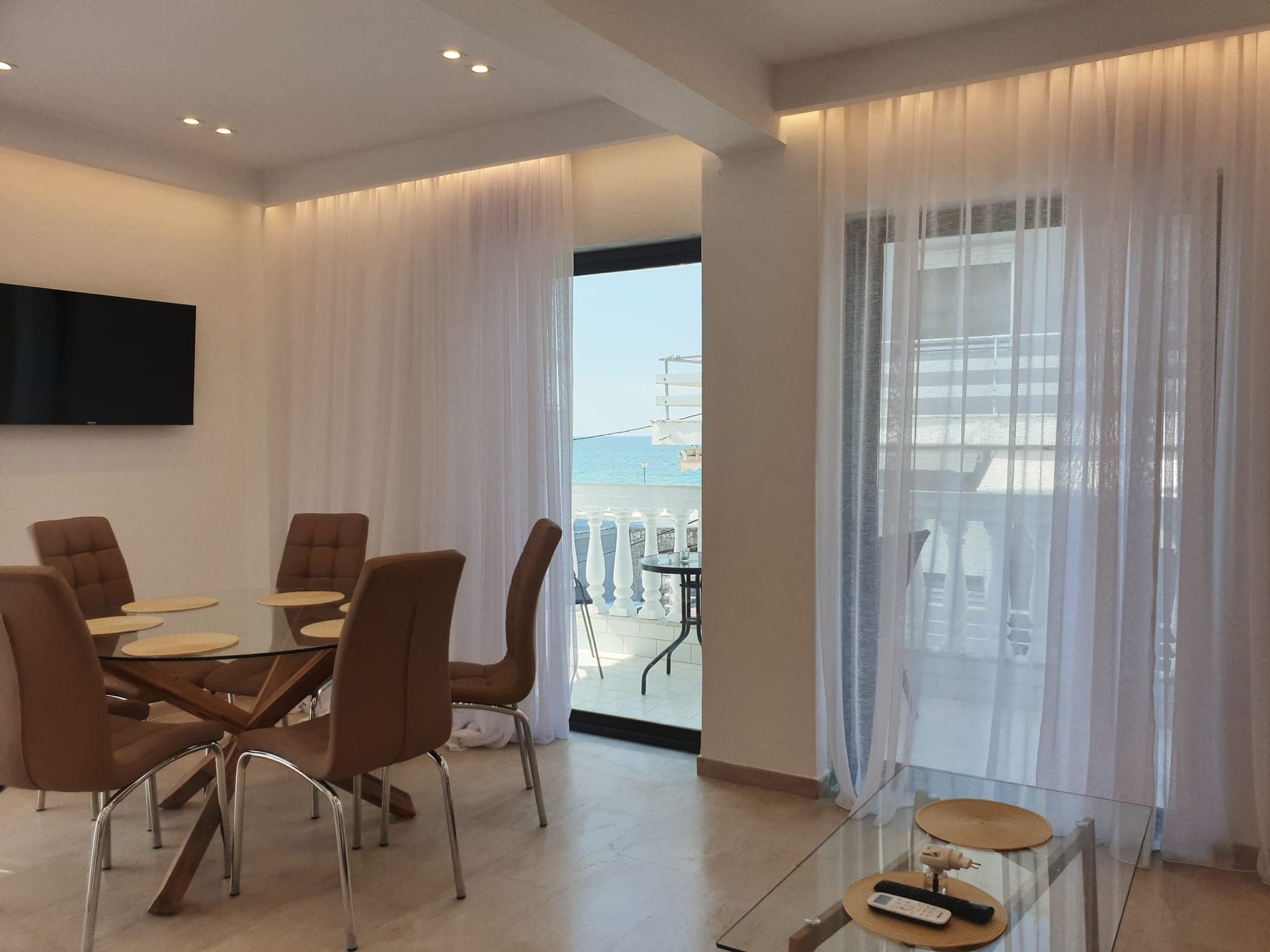 room-types-EANTOSSTS-2BDAPT-0.jpg