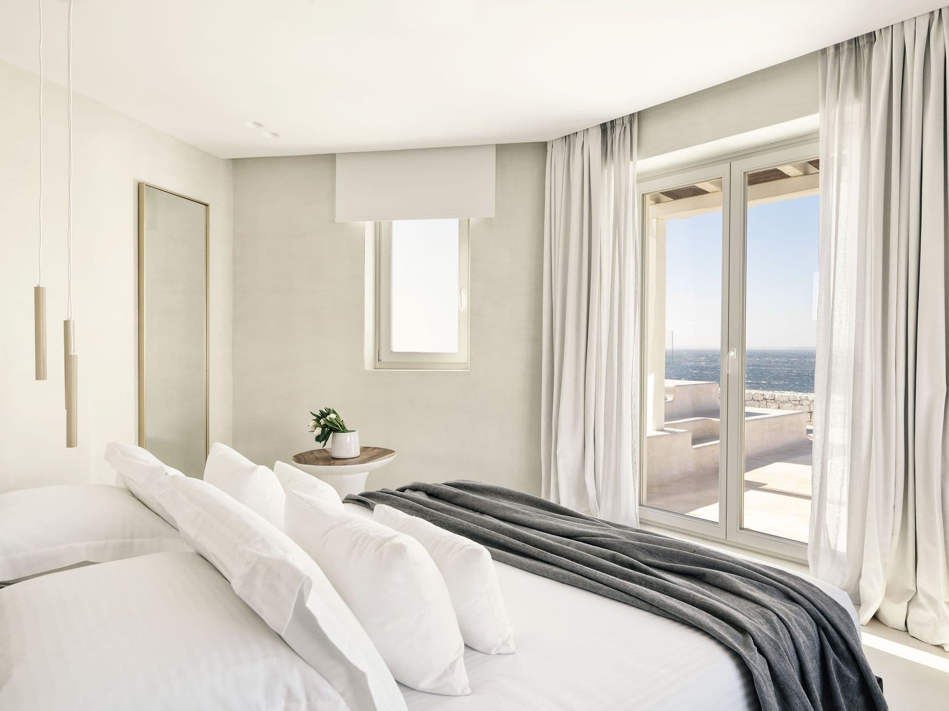 room-types-EARTHSUITE-DELUXE-0.jpg
