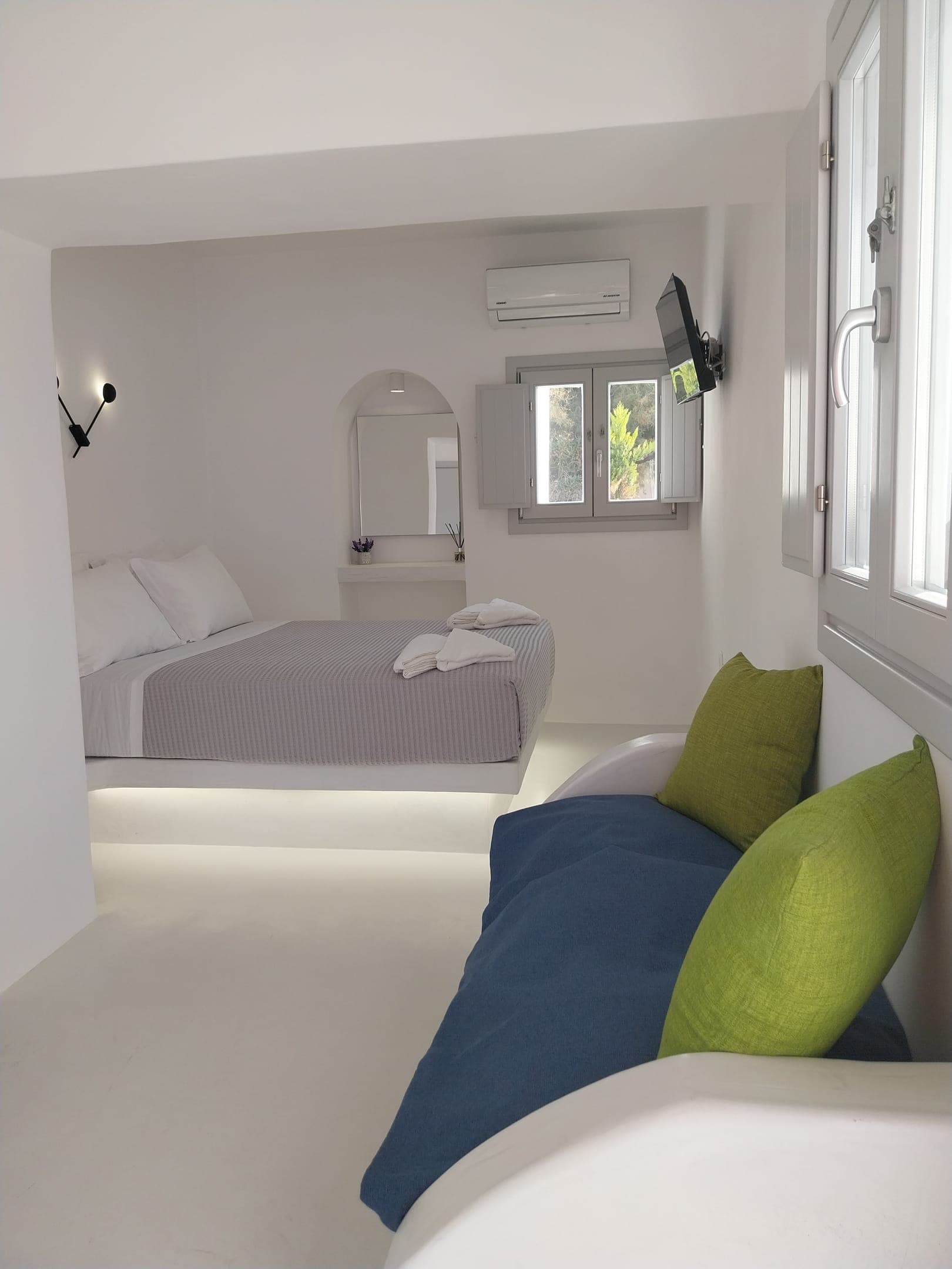 room-types-EASTWIND-EXDR-0.jpg