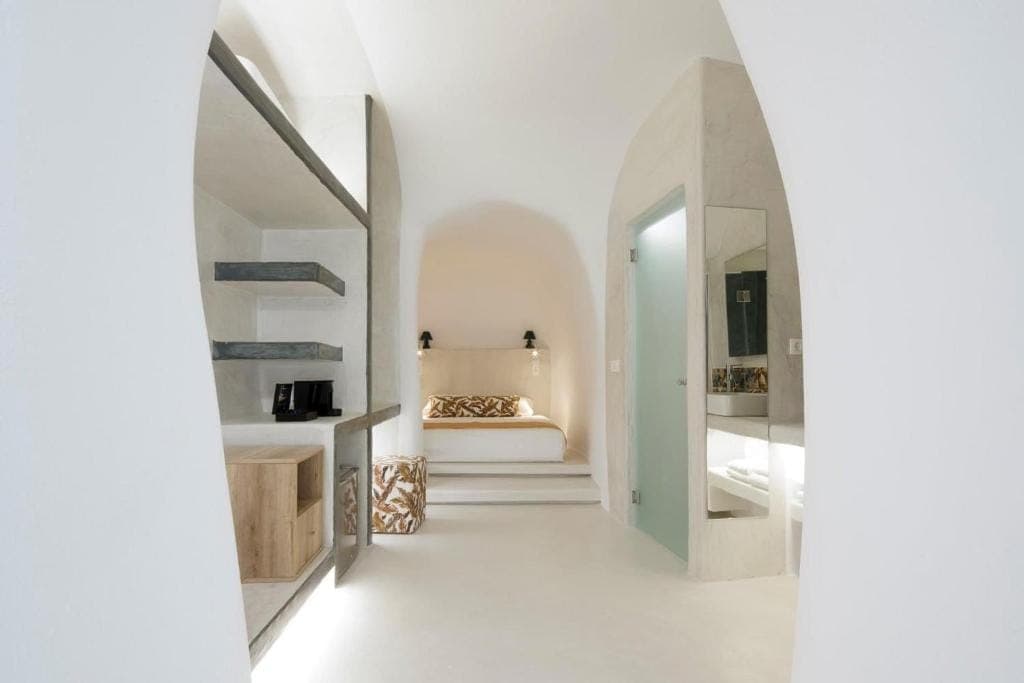 room-types-EDEMBTQS-CAVE-0.jpg