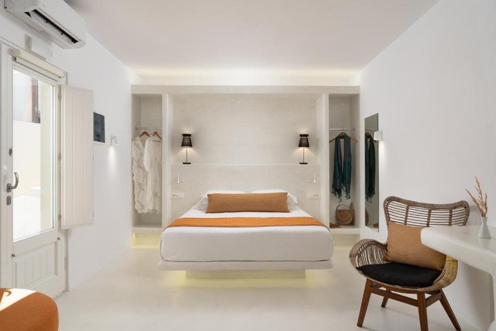 room-types-EDEMBTQS-DELUXE-0.jpg