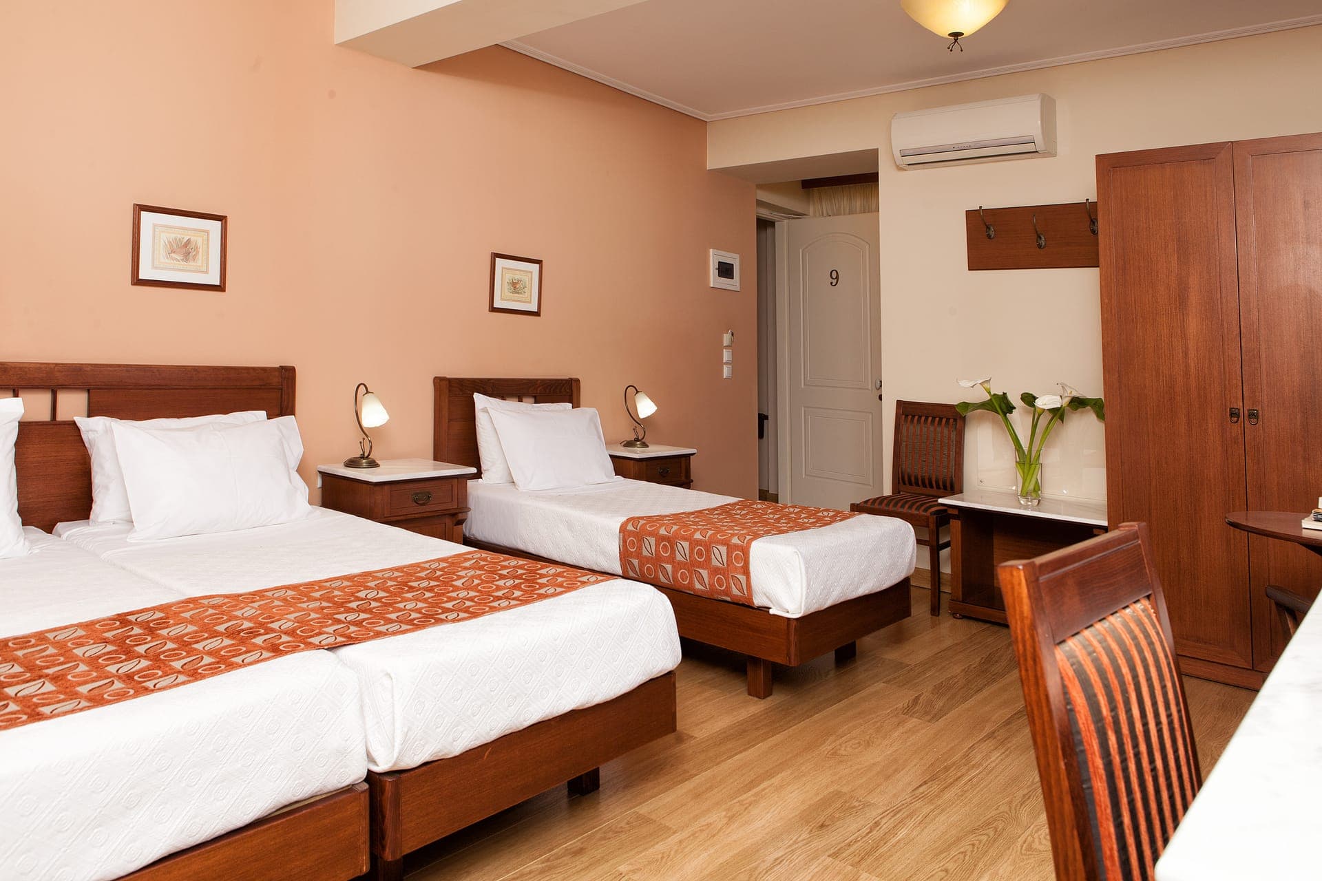 room-types-EGLI-STDTR-0.jpg