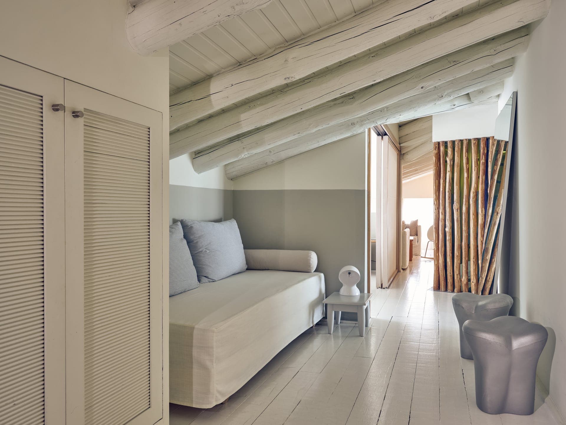 room-types-EKIES-LOFT-0.jpg
