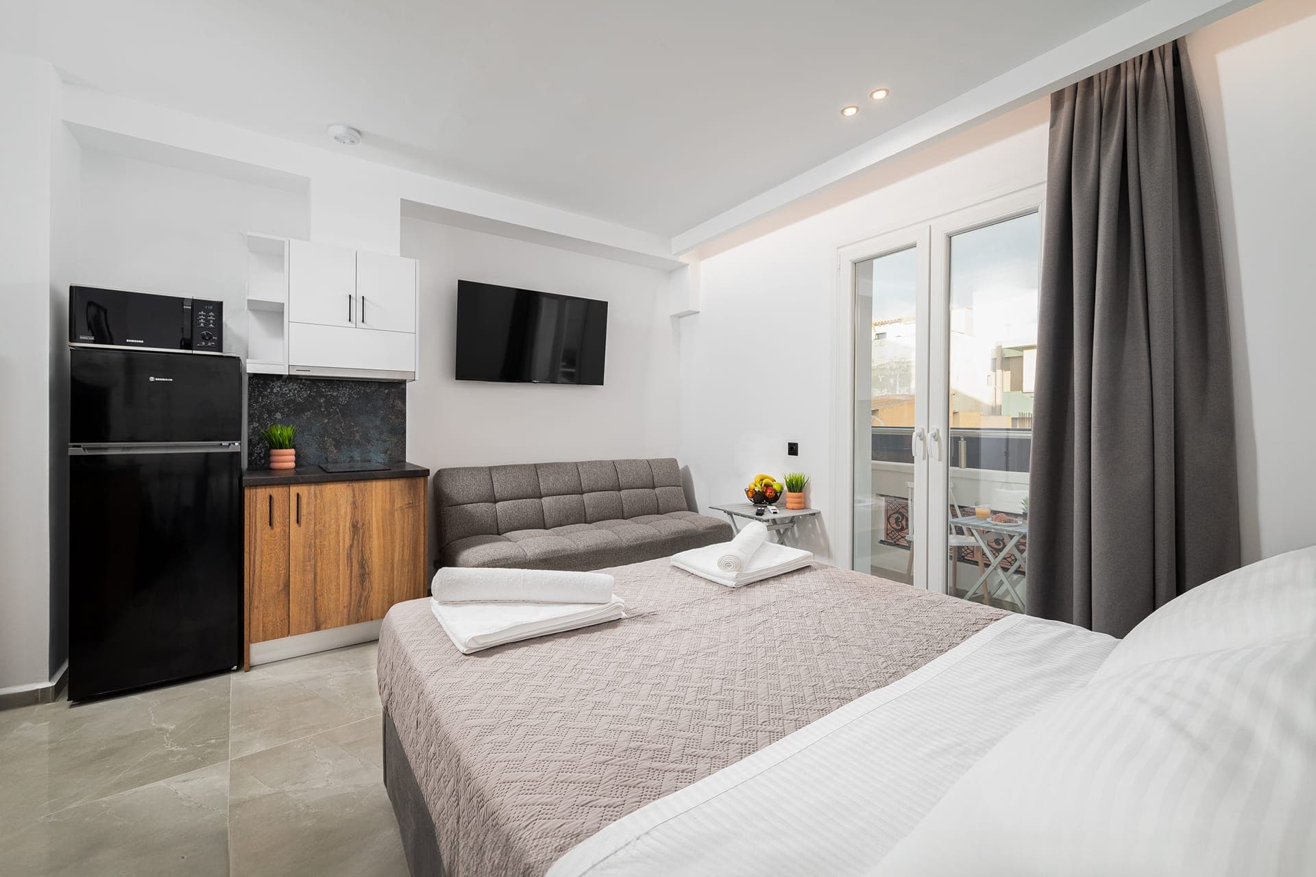 room-types-ELEANABS-STU1-0.jpg