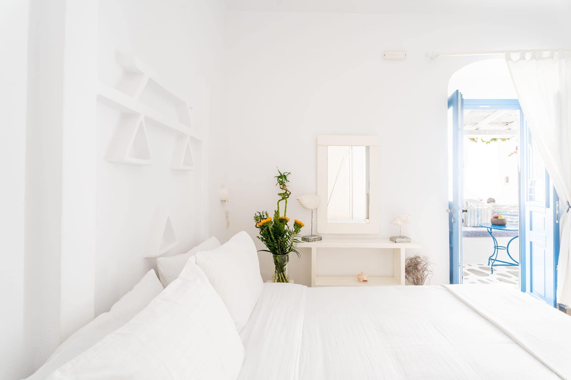 room-types-ELEANNAMYK-ROOM1-0.jpg