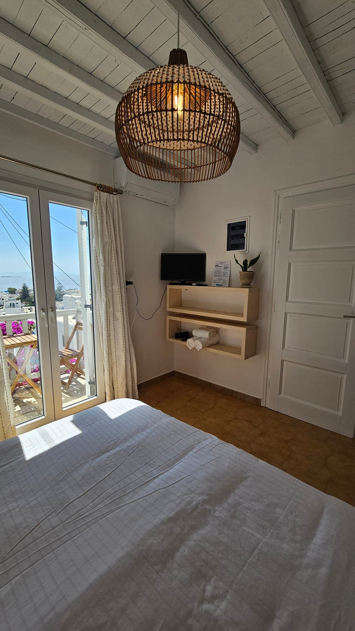 room-types-ELEANNAMYK-ROOM4-0.jpg