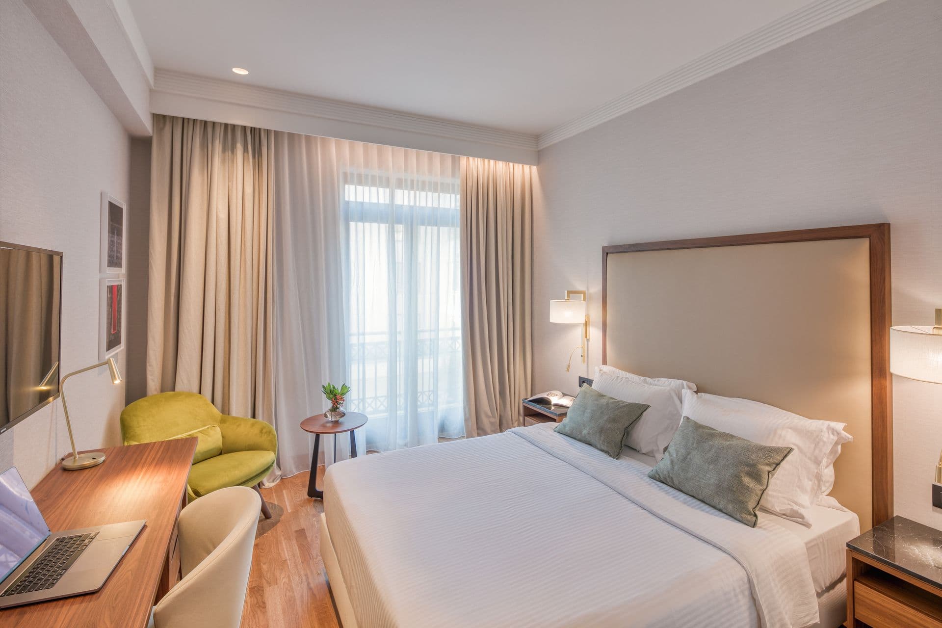 room-types-ELECTRAPT-FAM-0.jpg