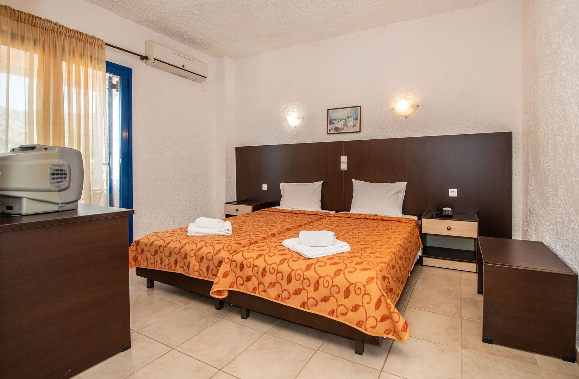 room-types-ELENAHOT-DBL-0.jpg