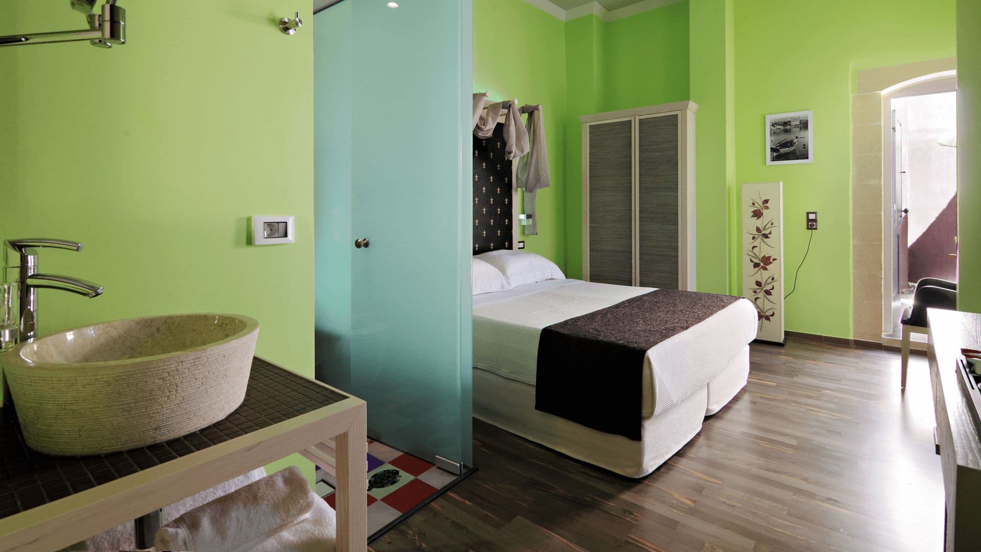 room-types-ELIAFATMA-SUPERR-0.jpg