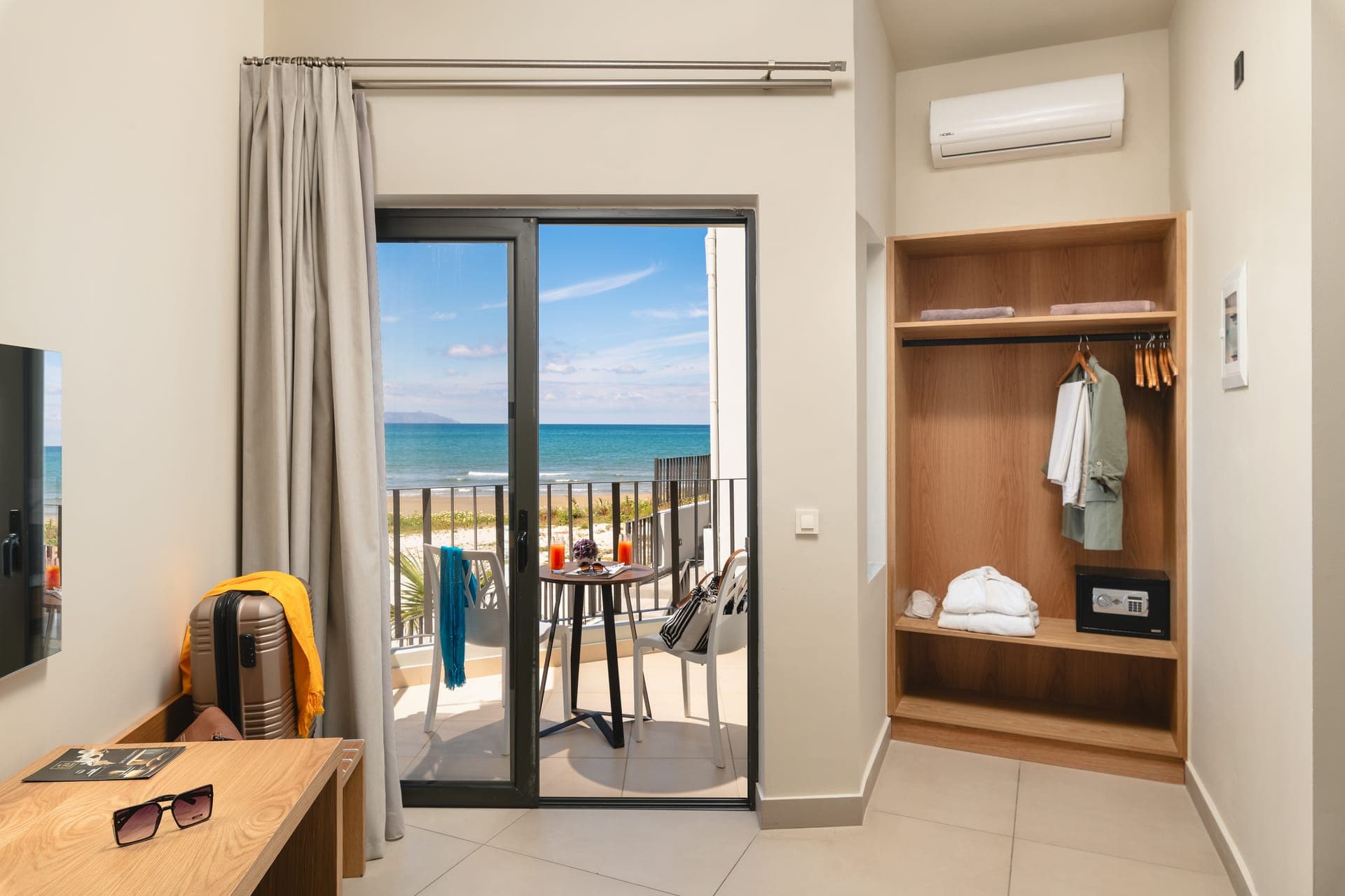 room-types-ELIAGIAMAR-SUPAME-0.jpg