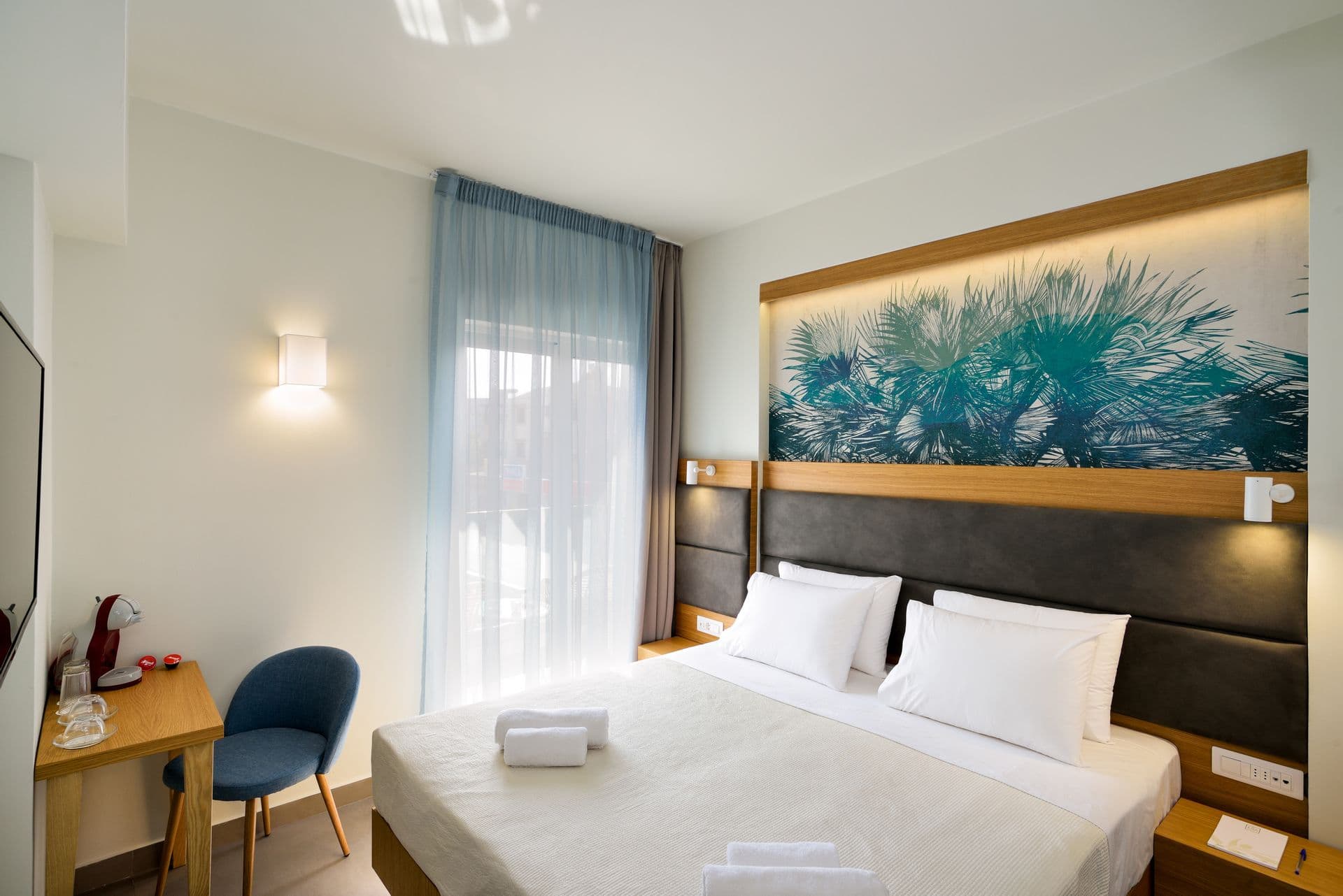 room-types-ELIAKALAMA-CLASSR-0.jpg