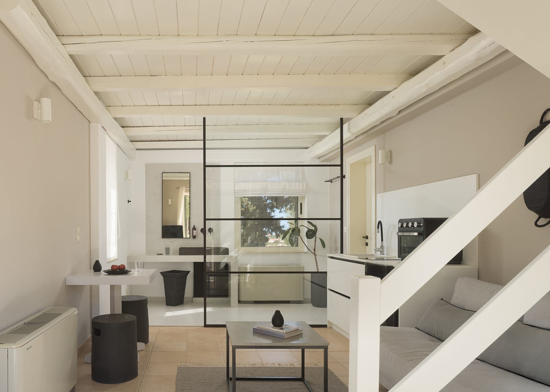 room-types-ELIATHOS-LOFT-0.jpg