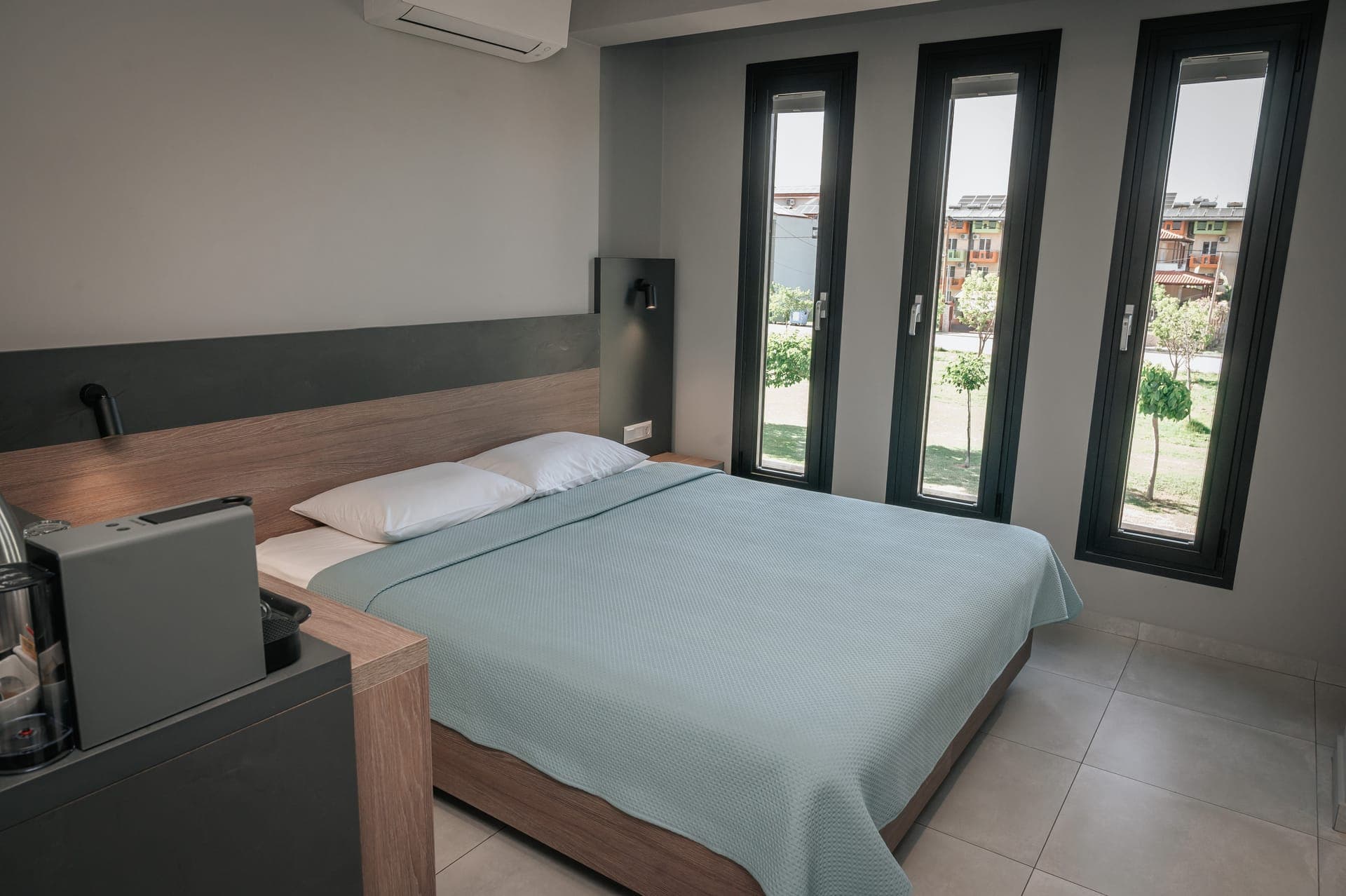 room-types-ELIZABETHQ-SUPDBL-0.jpg