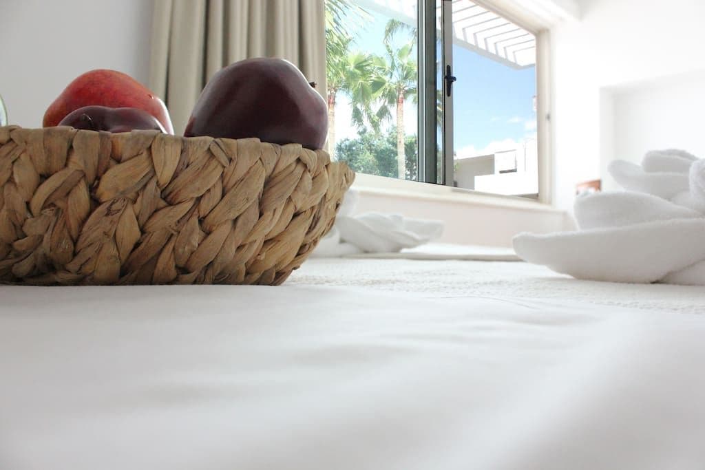 room-types-ELIZASUITE-APART-0.jpg
