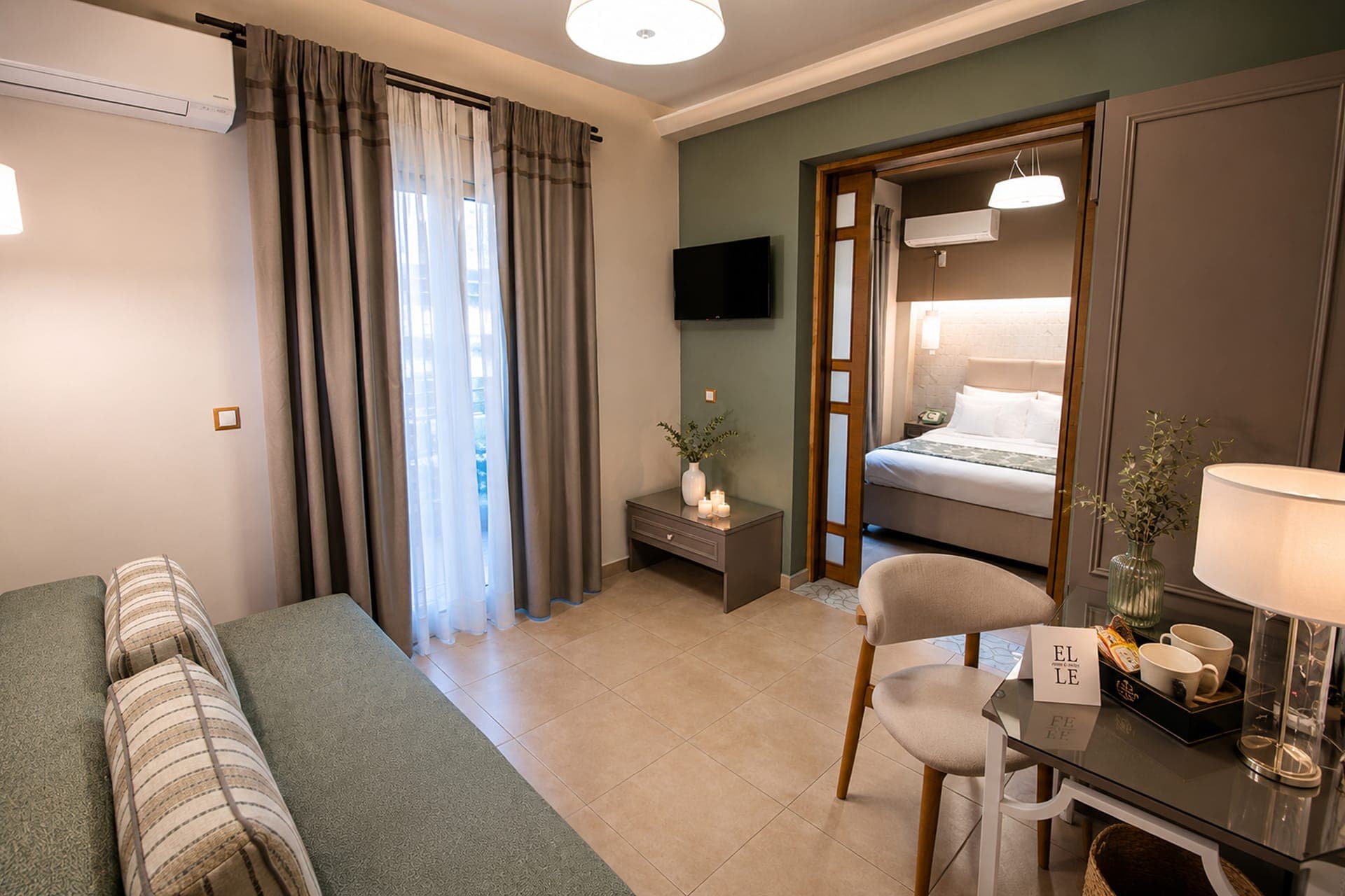 room-types-ELLEROOMS-FSUI-0.jpg