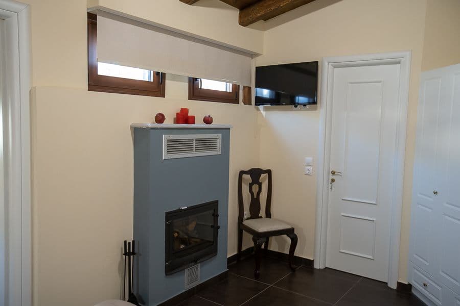 room-types-ELLINONT-LFRBB-0.jpg