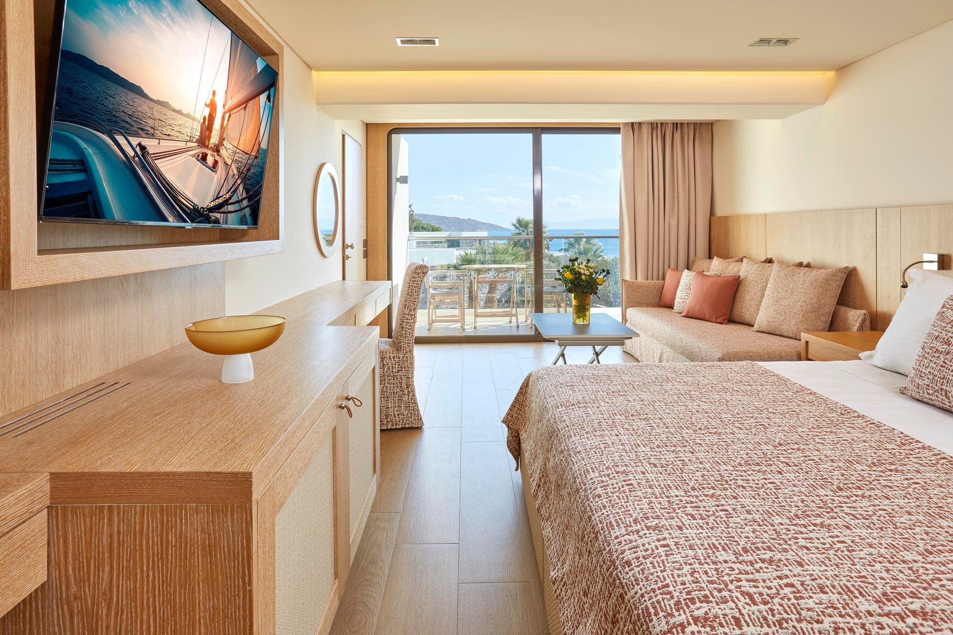 room-types-ELOUNDABAY-DLRMSV-0.jpg