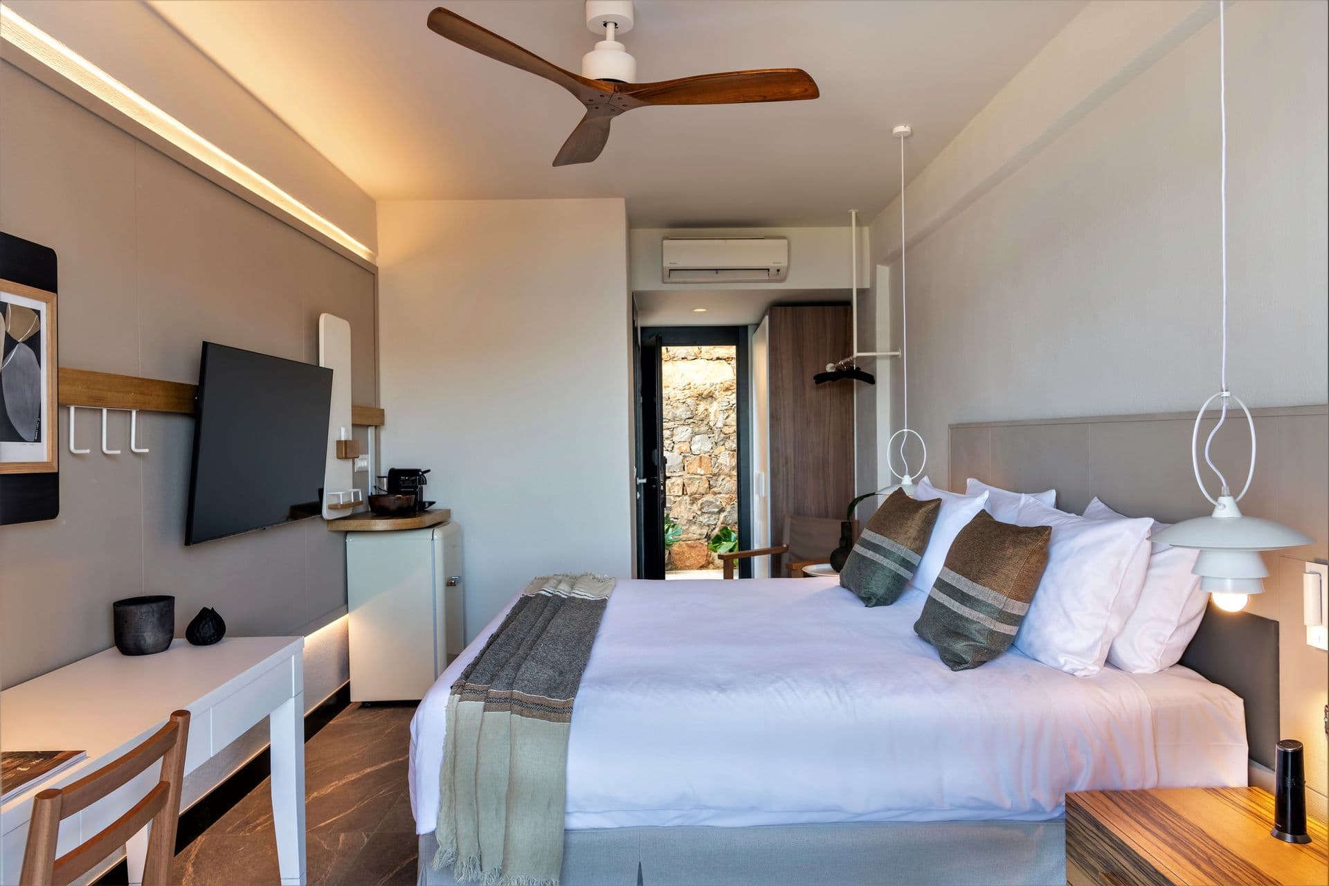room-types-ELOUNDABLU-DGV-0.jpg