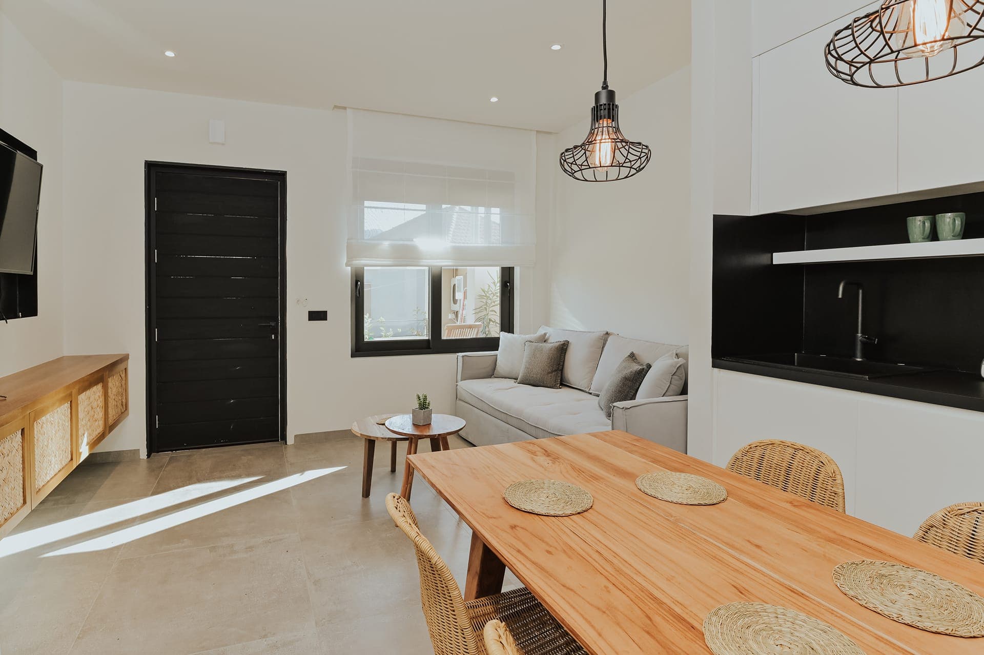 room-types-ELSALUXAPT-APTSSV-0.jpg