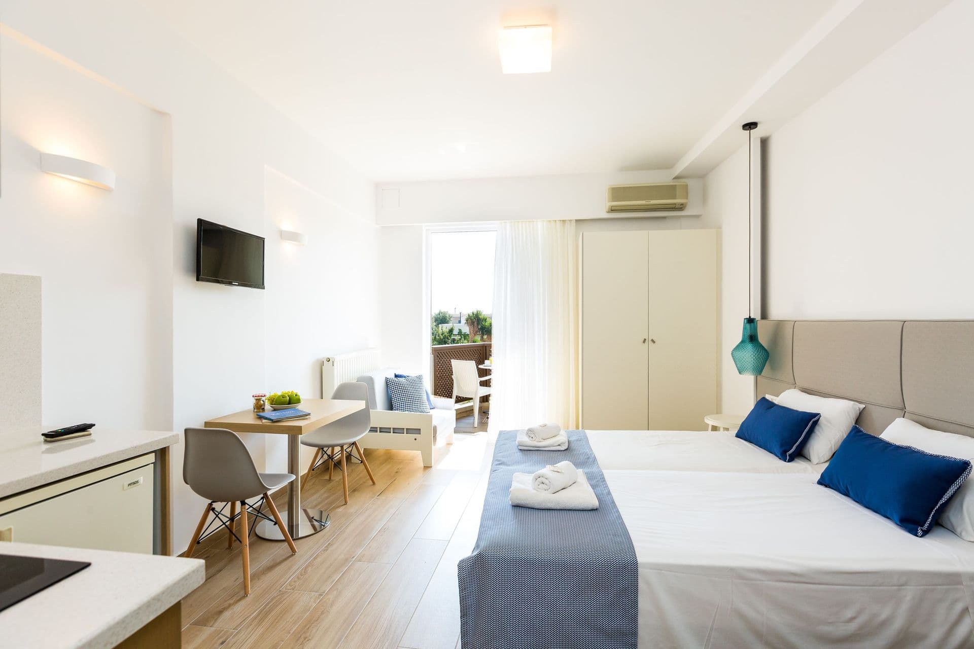 room-types-ELTINAH-SUPSPV-0.jpg