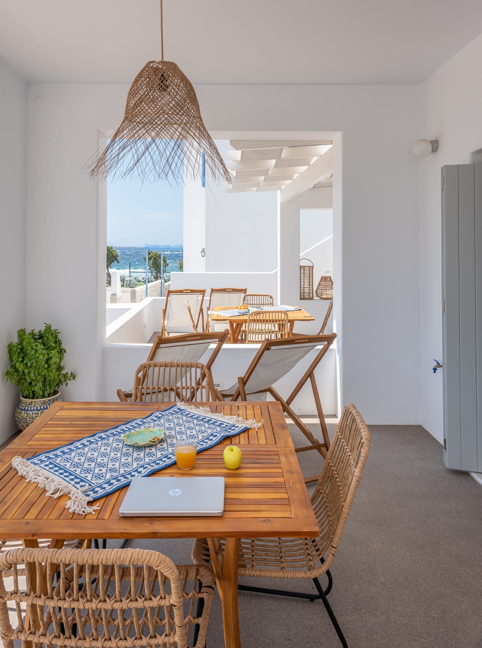 room-types-ELYOS-ERMES-0.jpg