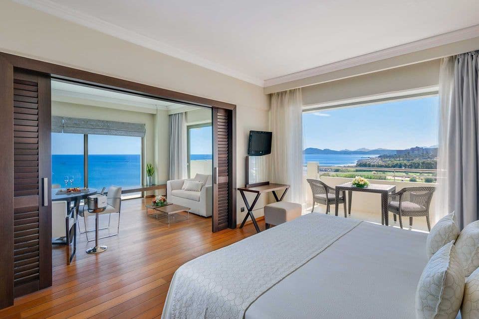 room-types-ELYSIUM-ESUIS-0.jpg