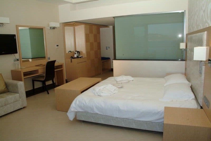 room-types-EMERALD-DDRSV-0.jpg