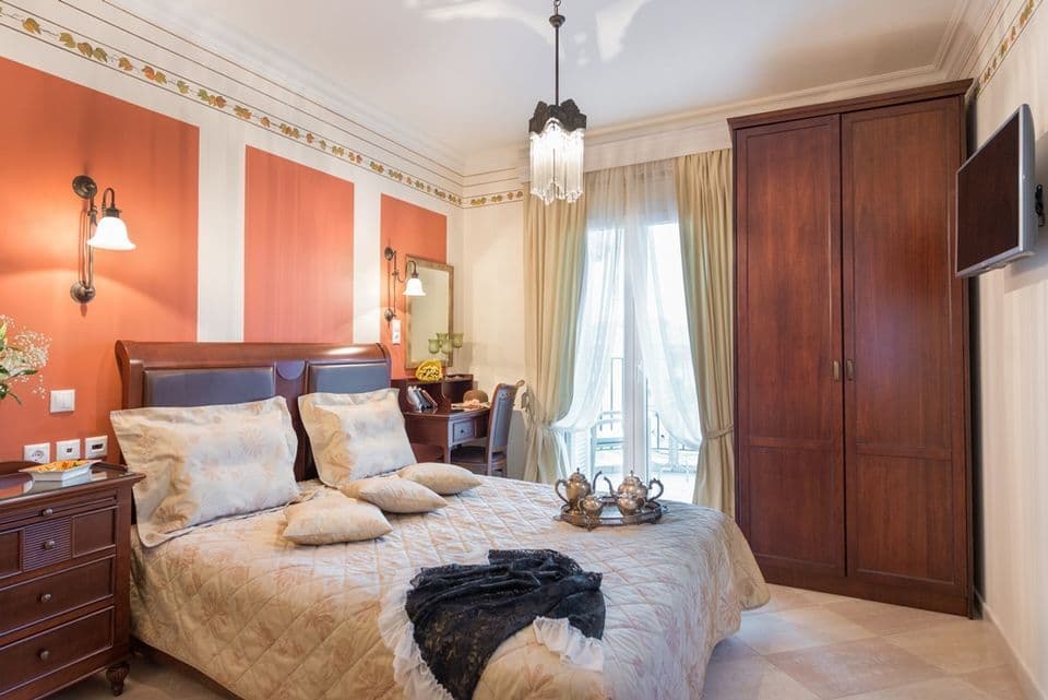 room-types-ENAVLION-DBL-0.jpg