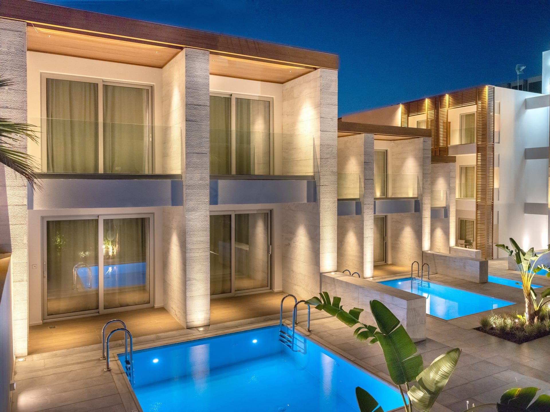 room-types-ENORMAMMOS-MAISON-0.jpg