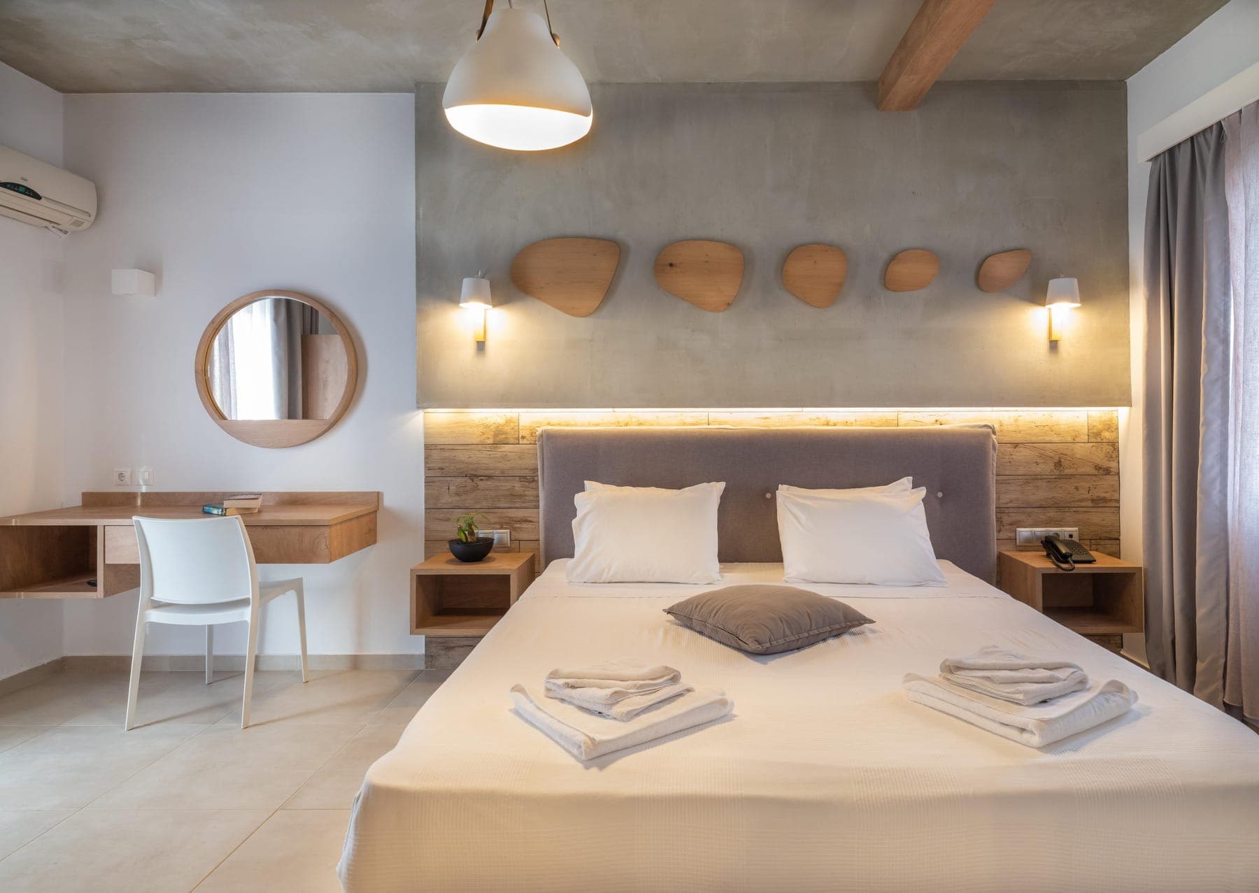 room-types-ENORMEMAYA-DBLSTD-0.jpg