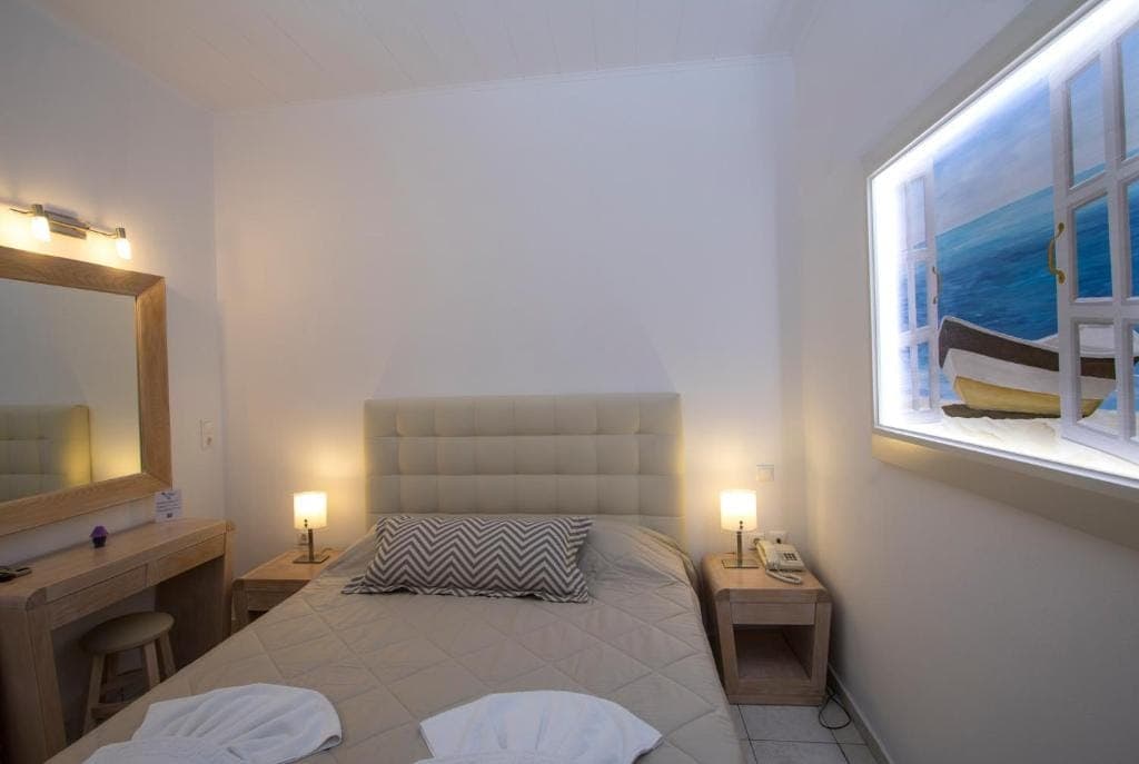 room-types-ERATOAPART-APOOL-0.jpg