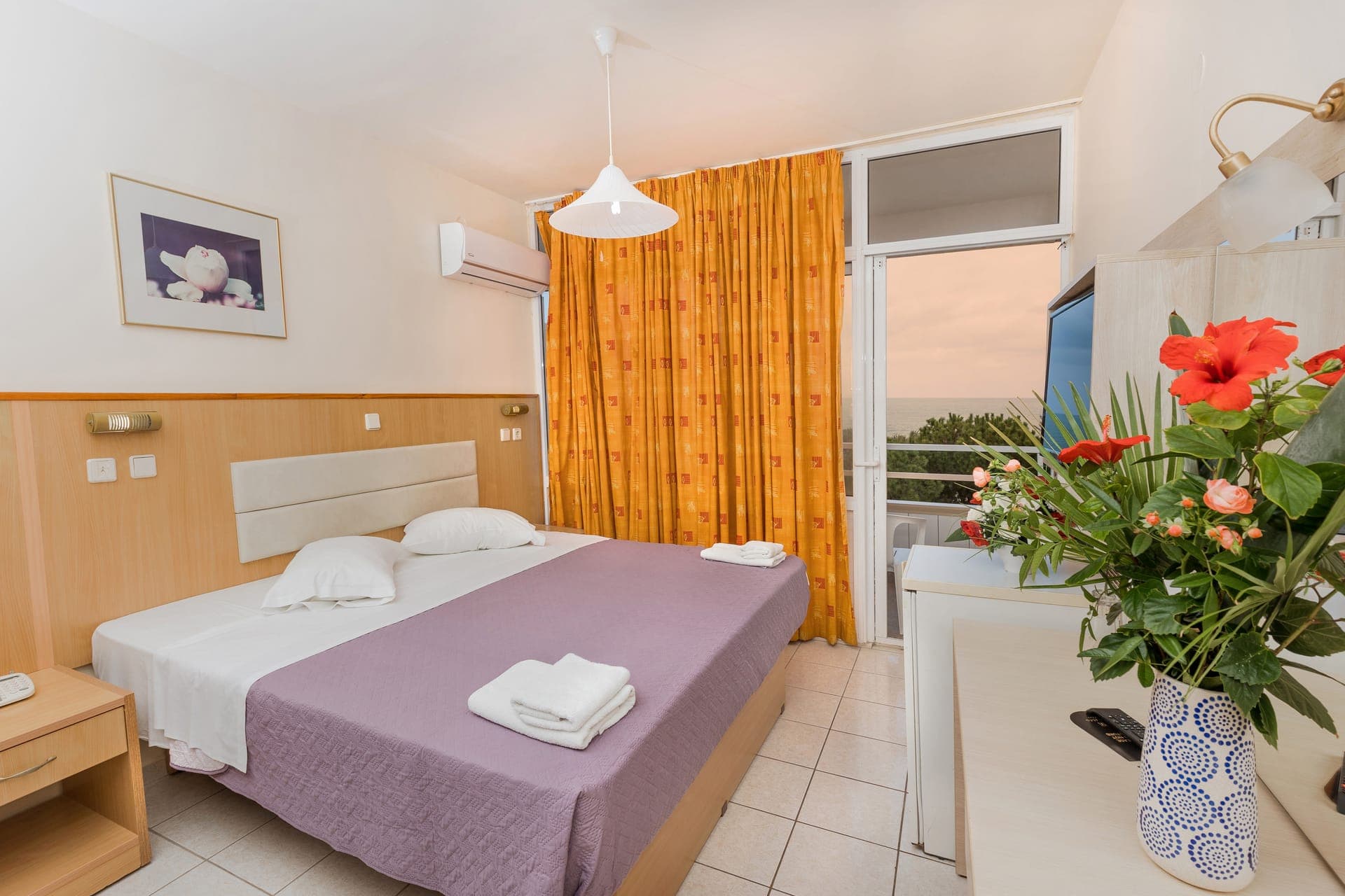 room-types-ERIBEACH-DBLGV-0.jpg
