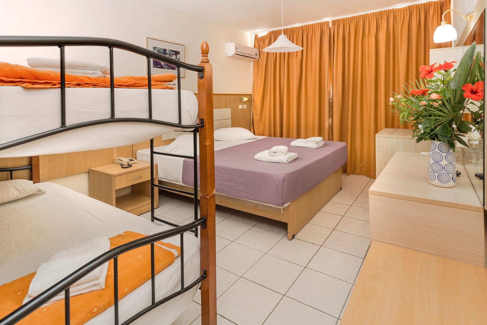 room-types-ERIBEACH-QUADGV-0.jpg
