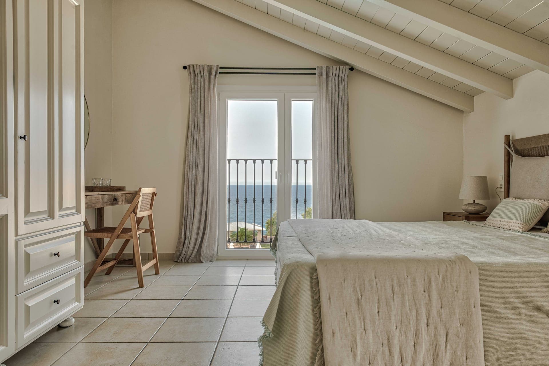 room-types-ERIETTA-MAISNT-0.jpg