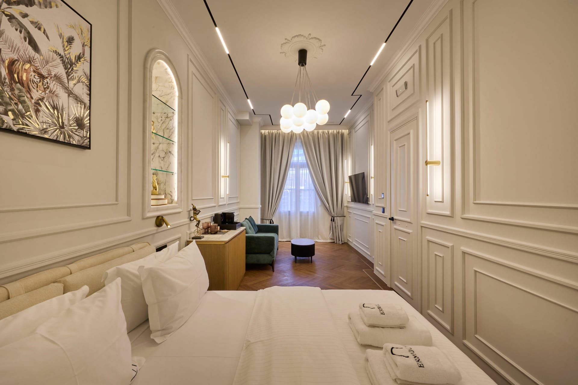 room-types-ERMOU99LXE-2-0.jpg