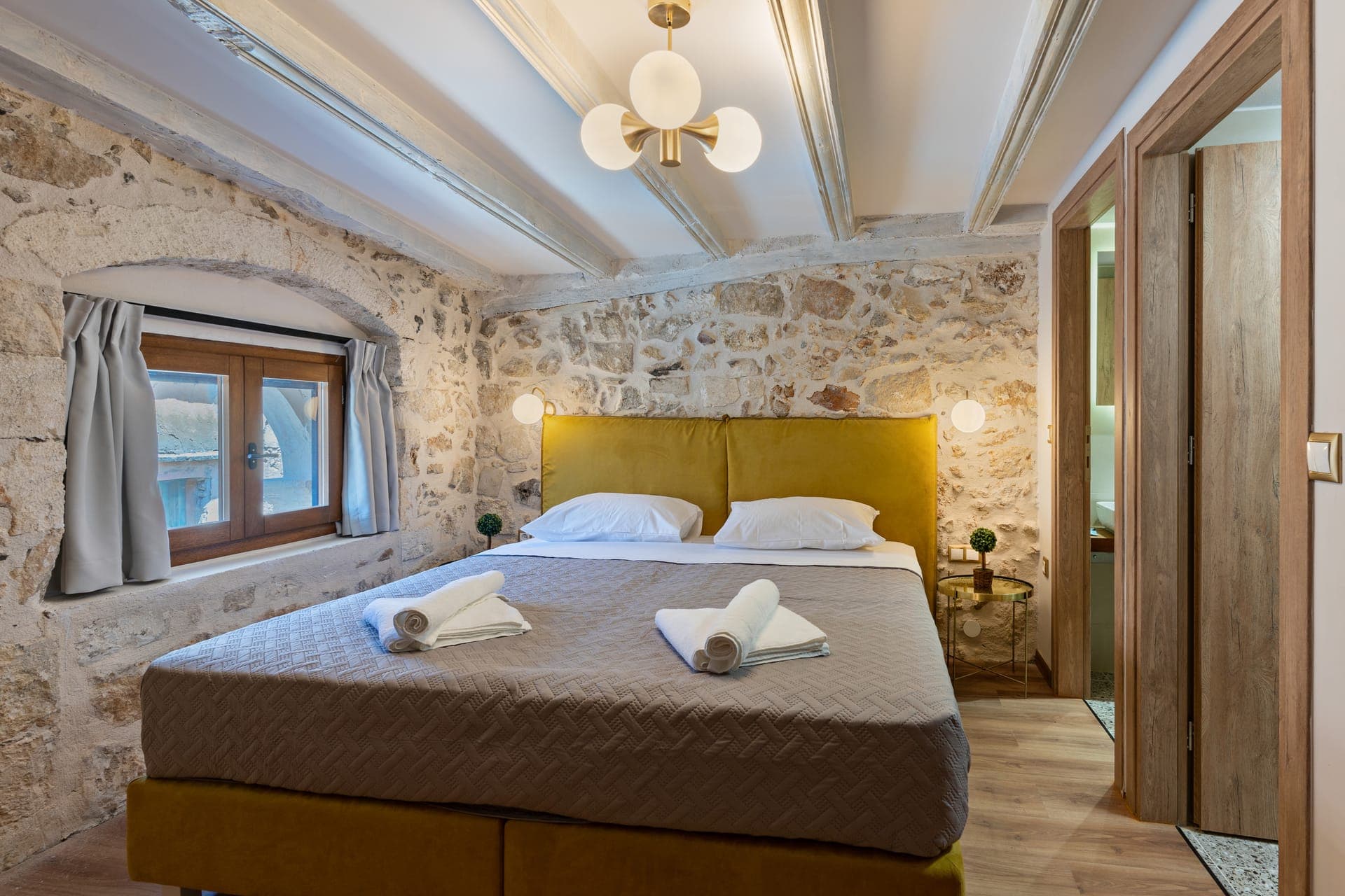 room-types-EROTOKRIT-DUPLEX-0.jpg