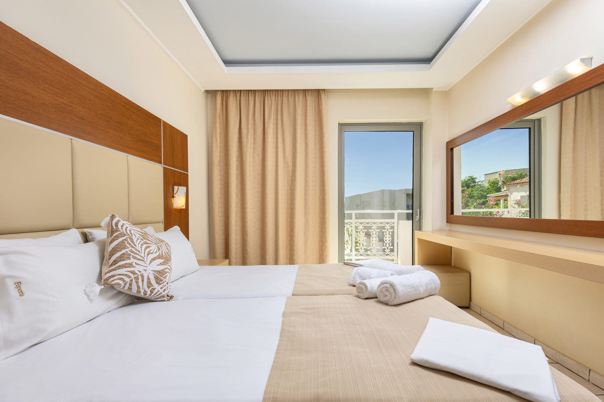 room-types-ESPERIAZAN-room1-0.jpg