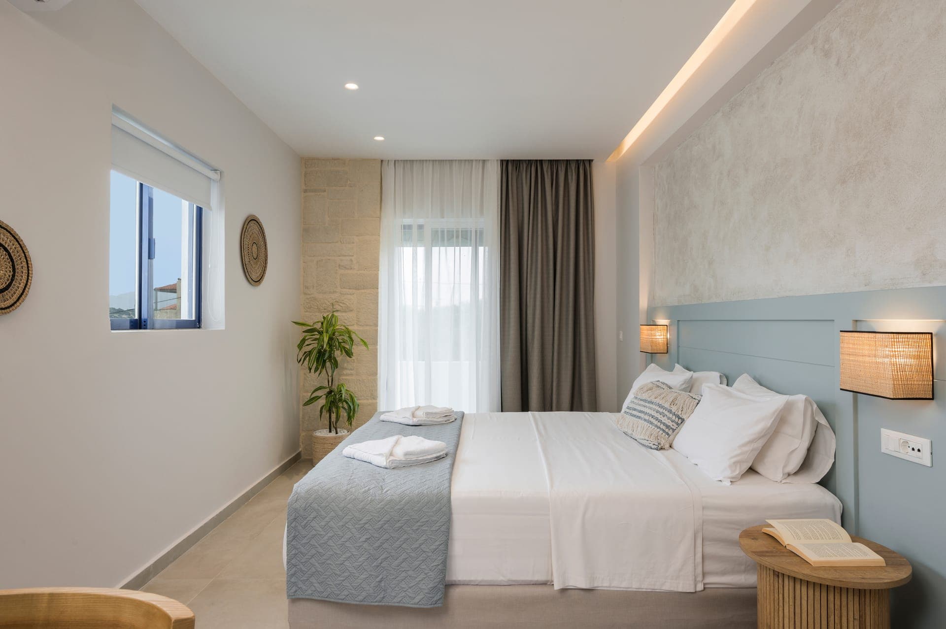room-types-ESPLANADE-TWINS-0.jpg