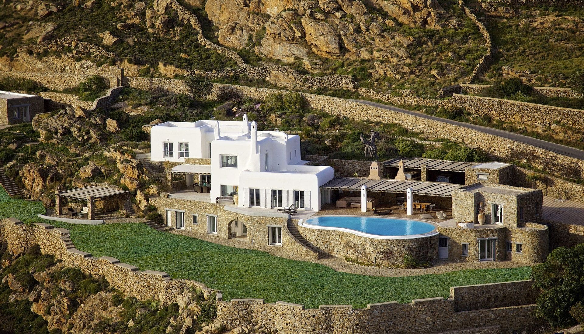 room-types-ETHOSGREEK-MONTAN-0.jpg