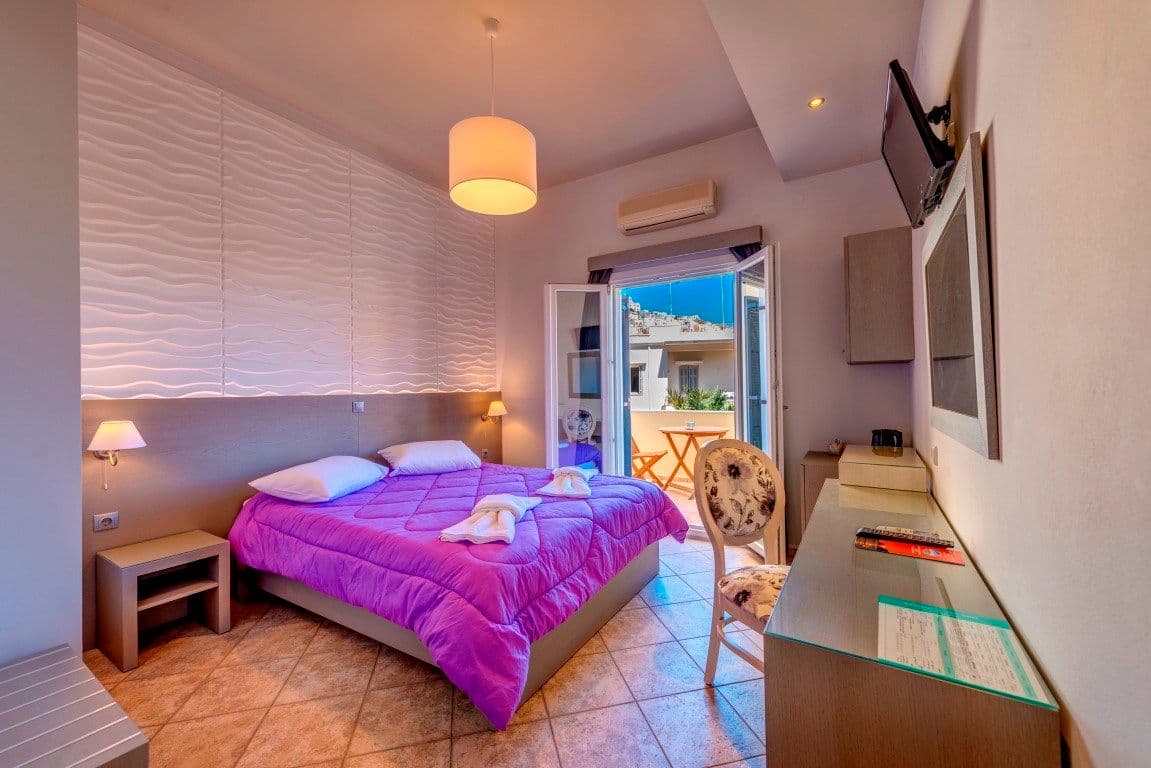 room-types-ETHRIONH-DBLCIT-0.jpg