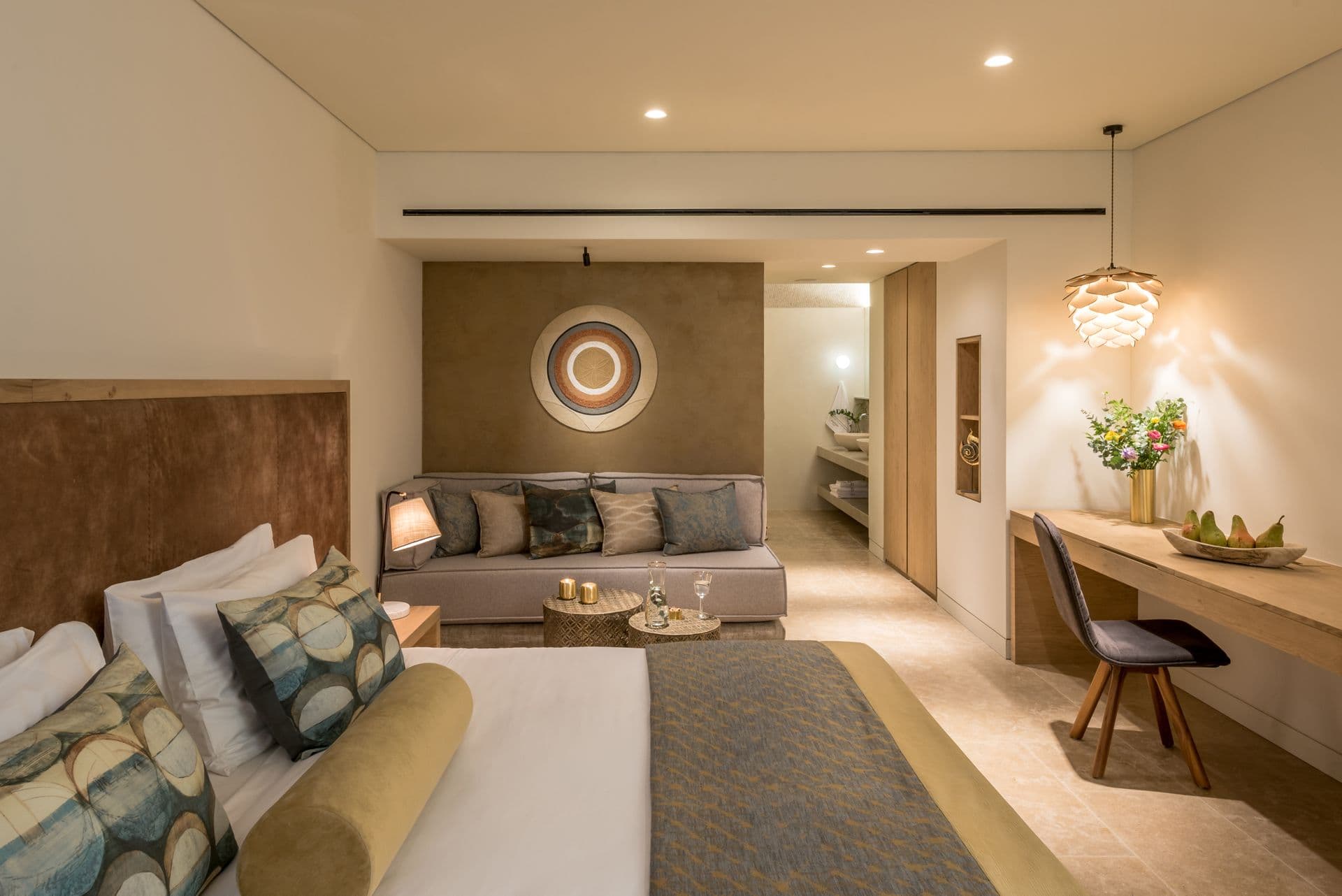 room-types-EUPHORIAR-EXEC-0.jpg