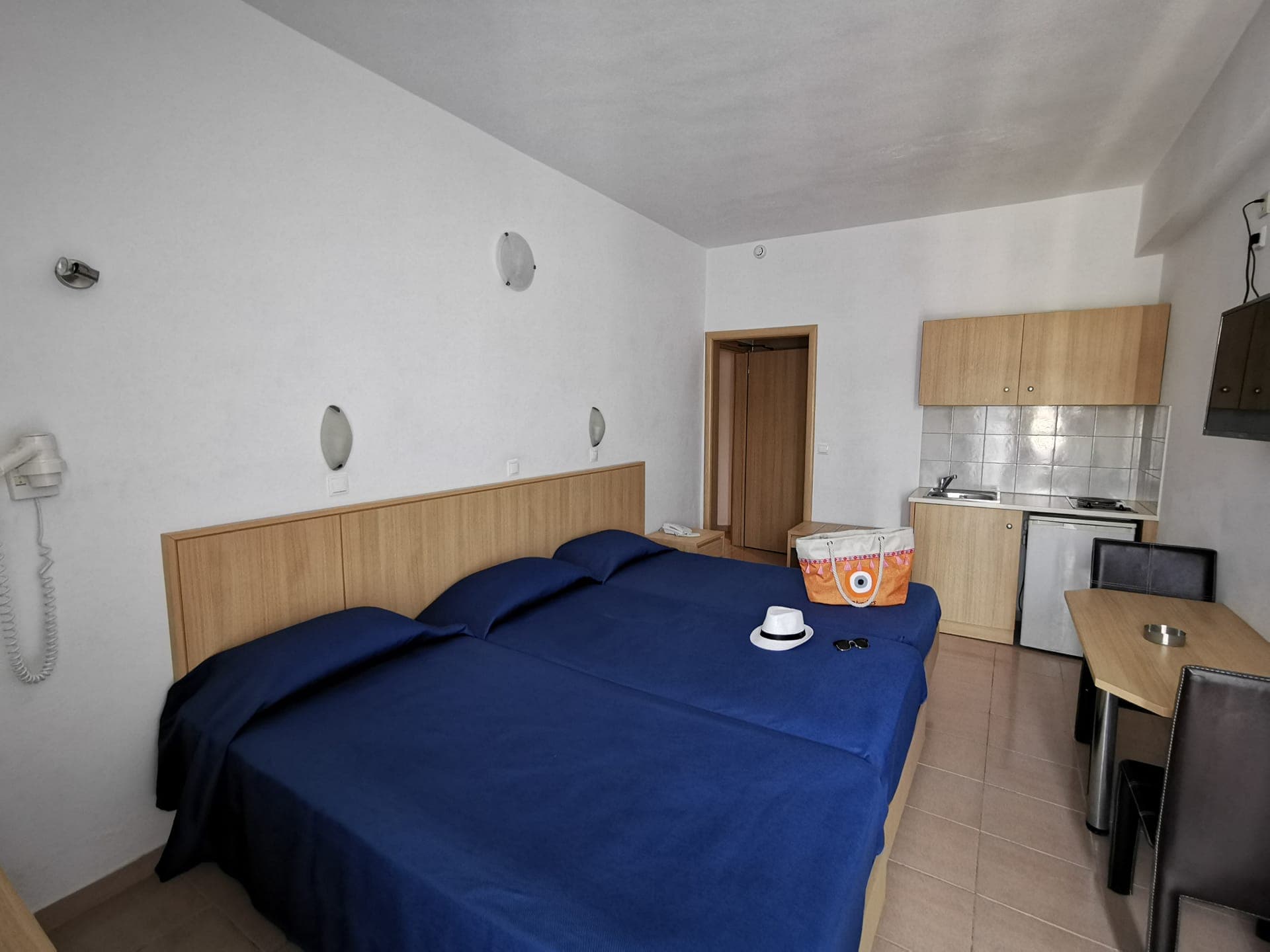 room-types-EUROPAHR-STDTPL-0.jpg