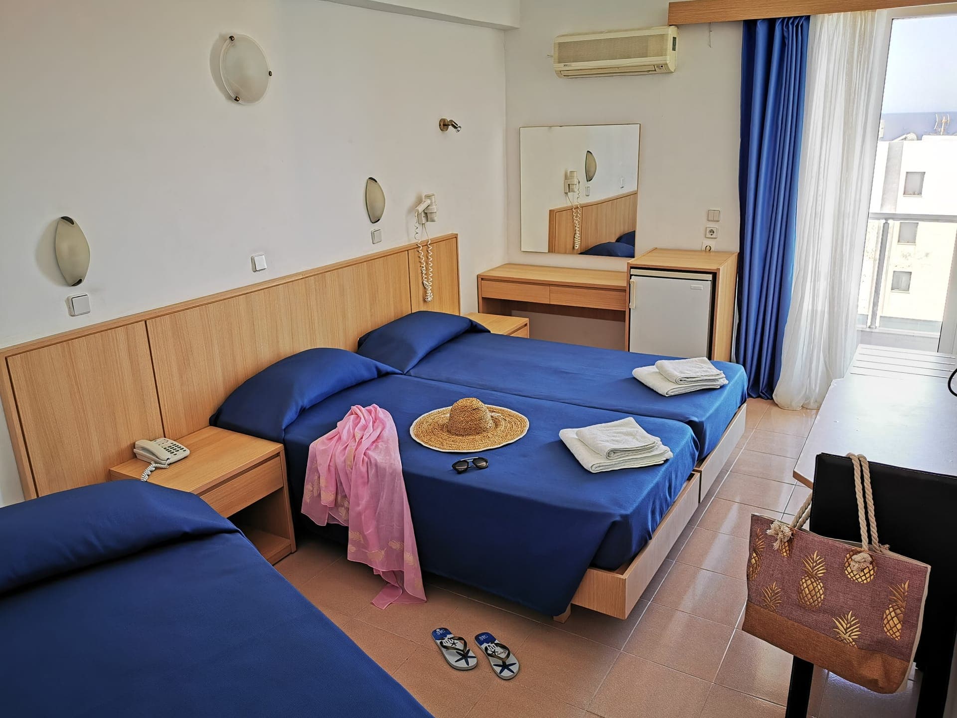 room-types-EUROPAHR-TRIPLE-0.jpg